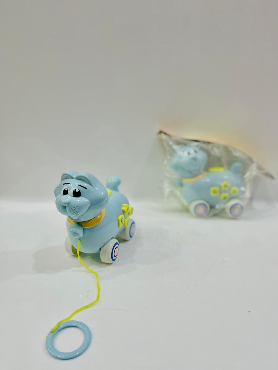 Toy cat imported Quality with Music Light moveable neck Article No 5547 S495
