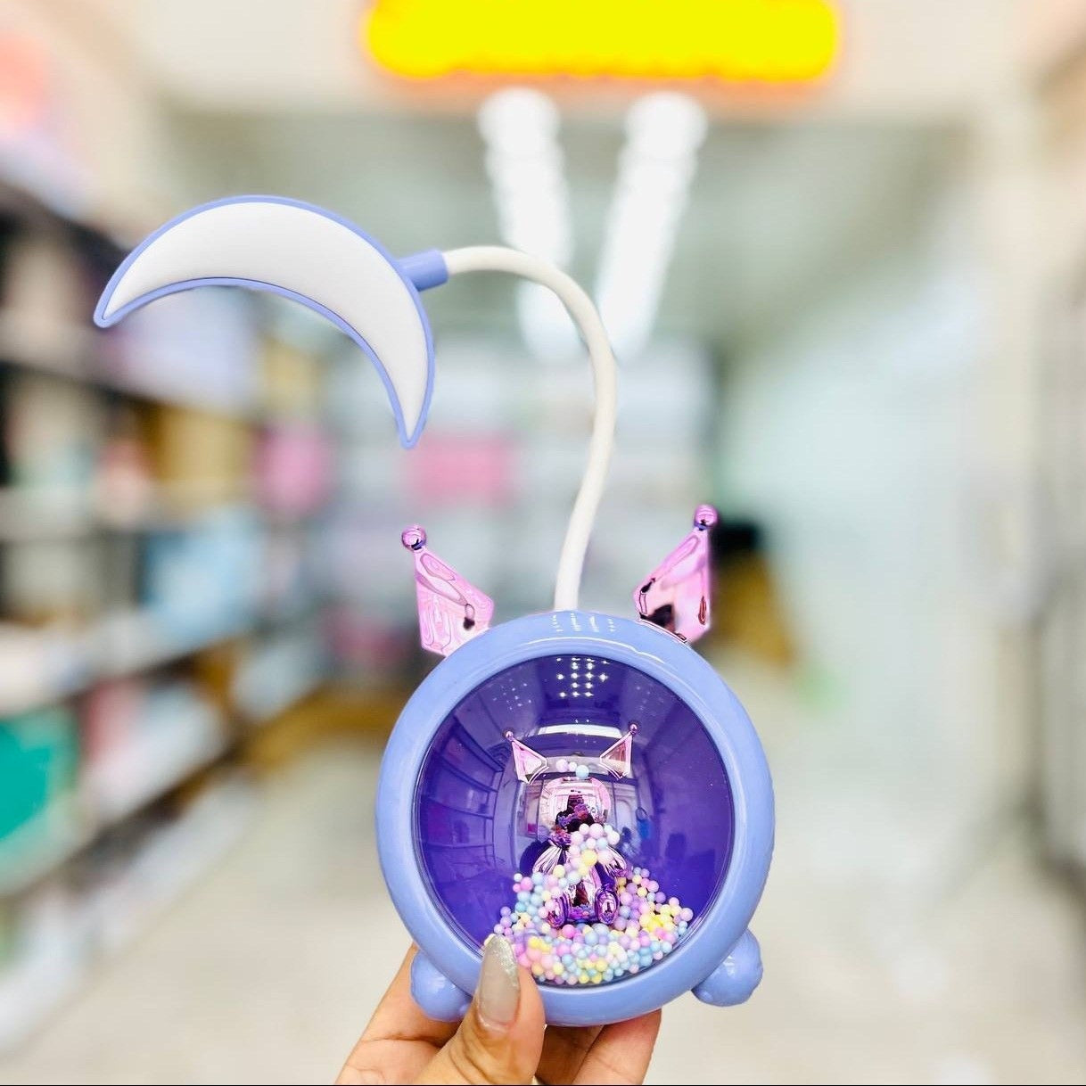 Snow fantasy reading and night light Article No 662 S380