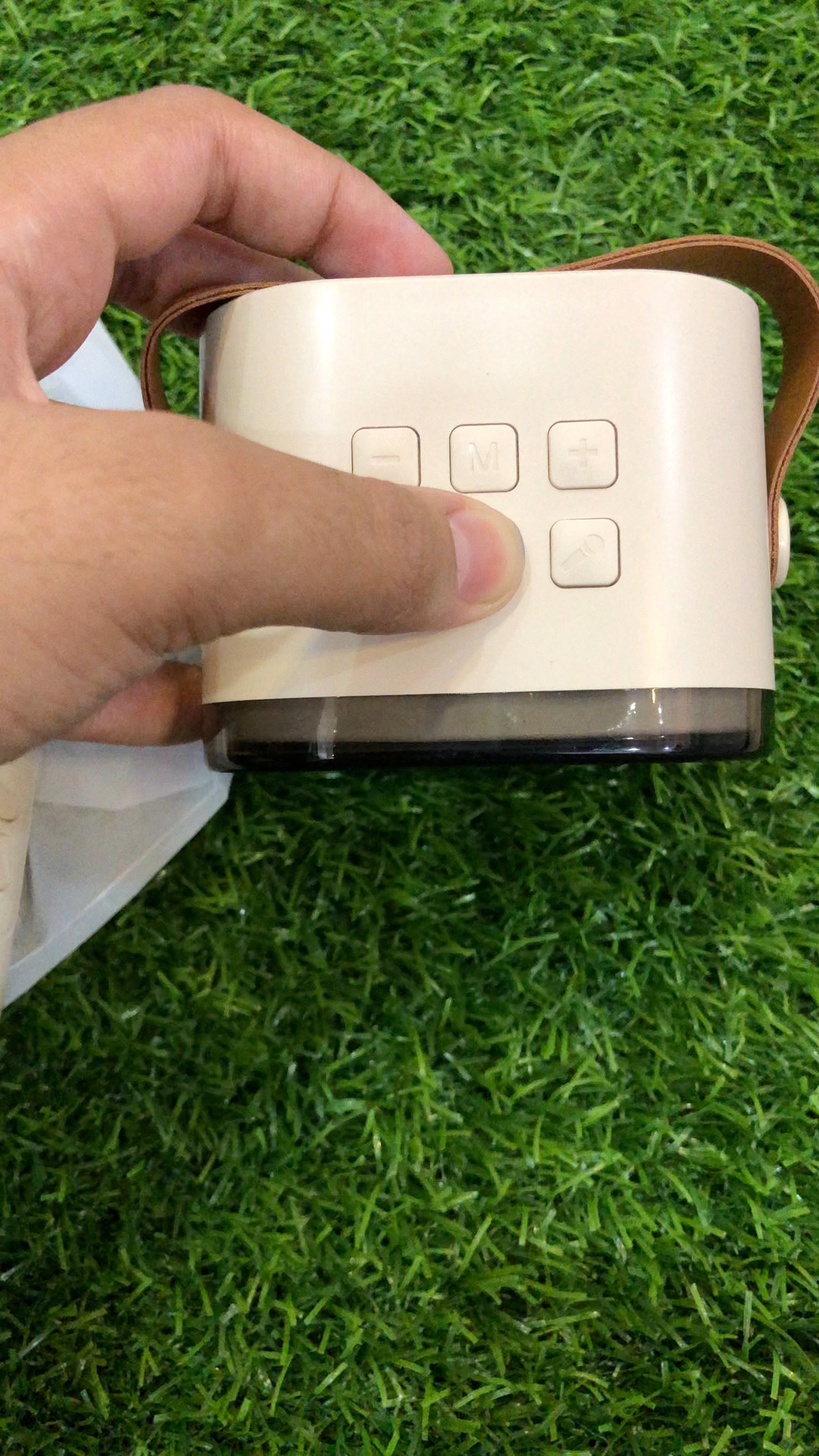 Wireless karaoke K12 speaker with two mics RJB lights rechargeable best speaker Article No.395