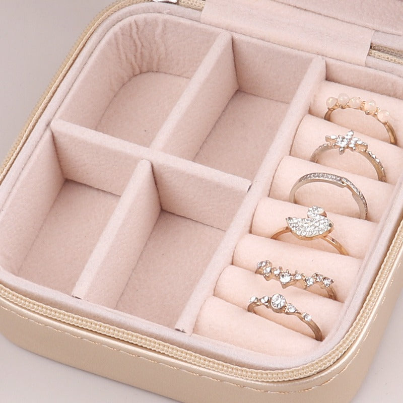 Jewellery box/Leather Jewellery Organizer Box with Zipper | Ear Rings & Necklace_Bracelets Holder | Small Jewelry Box Vanity Hanger Stand Velvet/Travel-Ready: Leather Jewelry Case